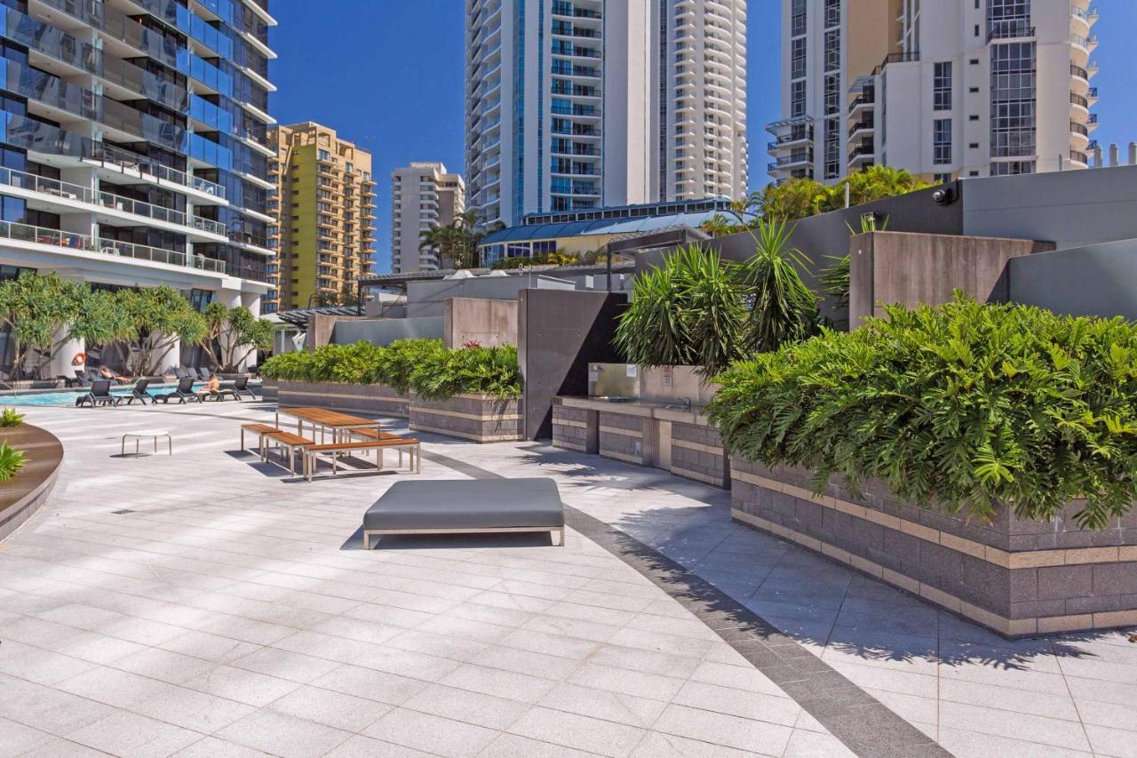 Holiday Holiday Circle On Cavill Apartments Gold Coast Exterior foto