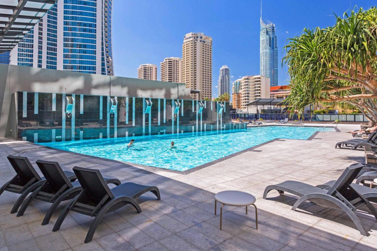 Holiday Holiday Circle On Cavill Apartments Gold Coast Exterior foto