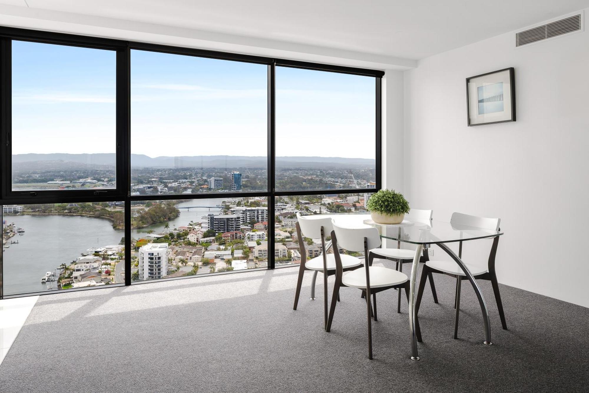 Holiday Holiday Circle On Cavill Apartments Gold Coast Zimmer foto