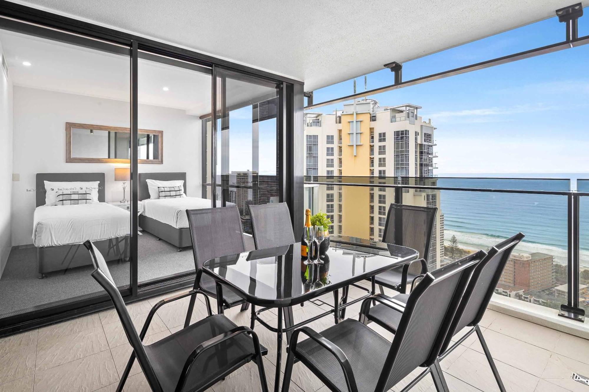 Holiday Holiday Circle On Cavill Apartments Gold Coast Zimmer foto