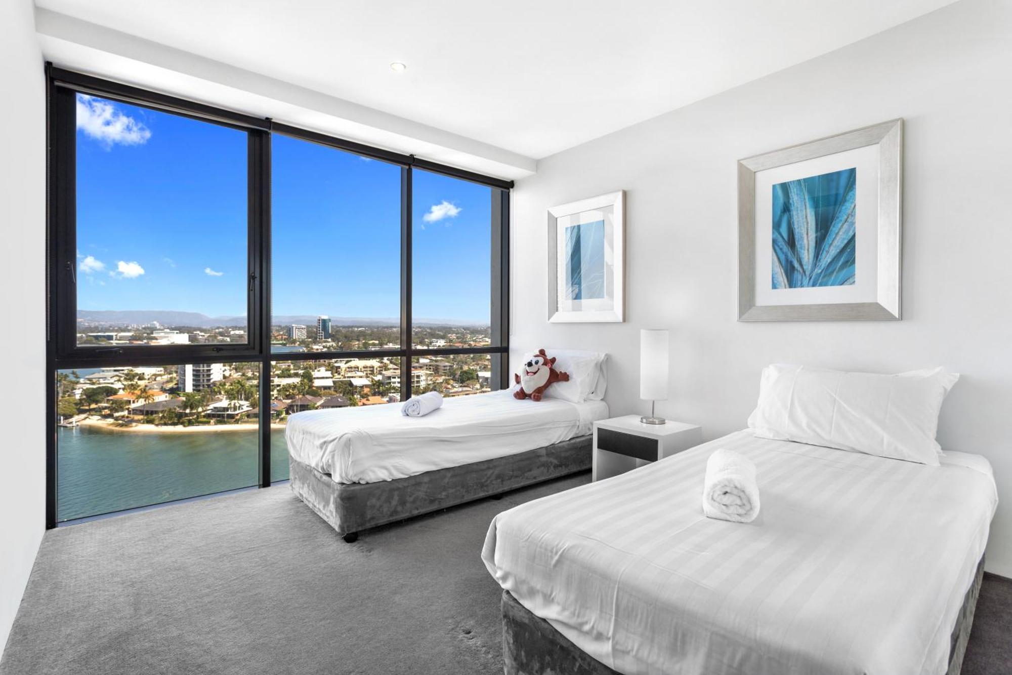 Holiday Holiday Circle On Cavill Apartments Gold Coast Zimmer foto