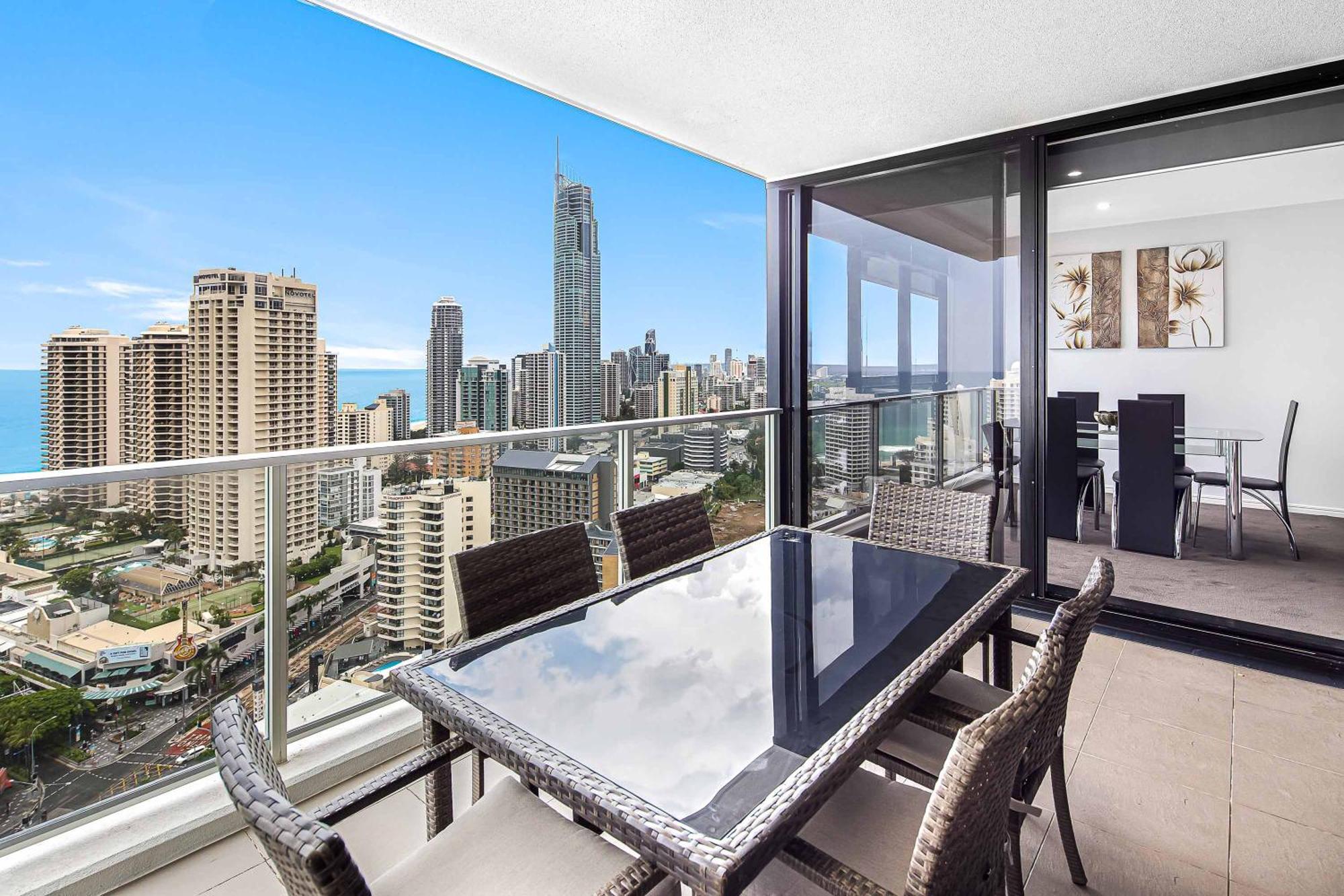 Holiday Holiday Circle On Cavill Apartments Gold Coast Zimmer foto
