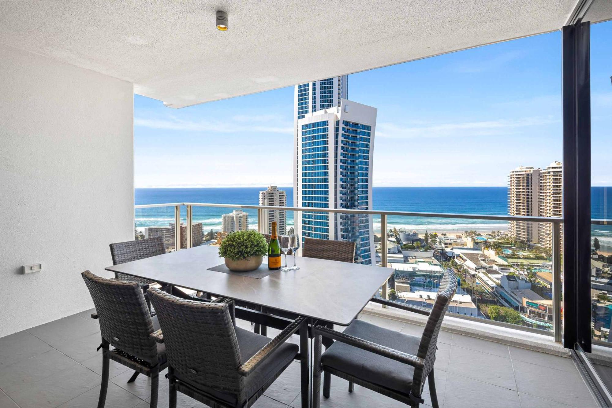 Holiday Holiday Circle On Cavill Apartments Gold Coast Zimmer foto