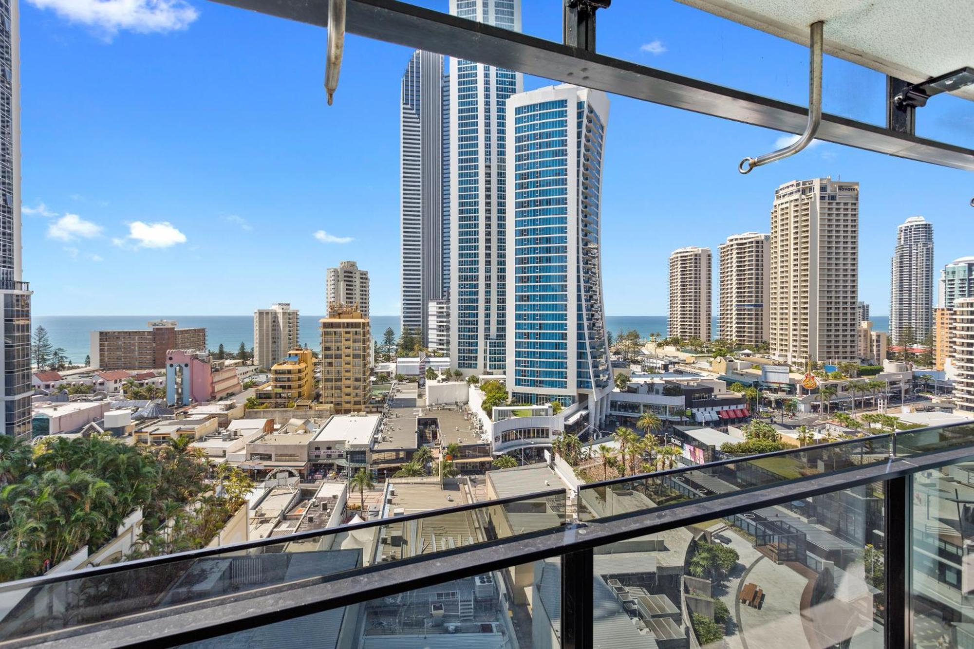 Holiday Holiday Circle On Cavill Apartments Gold Coast Zimmer foto